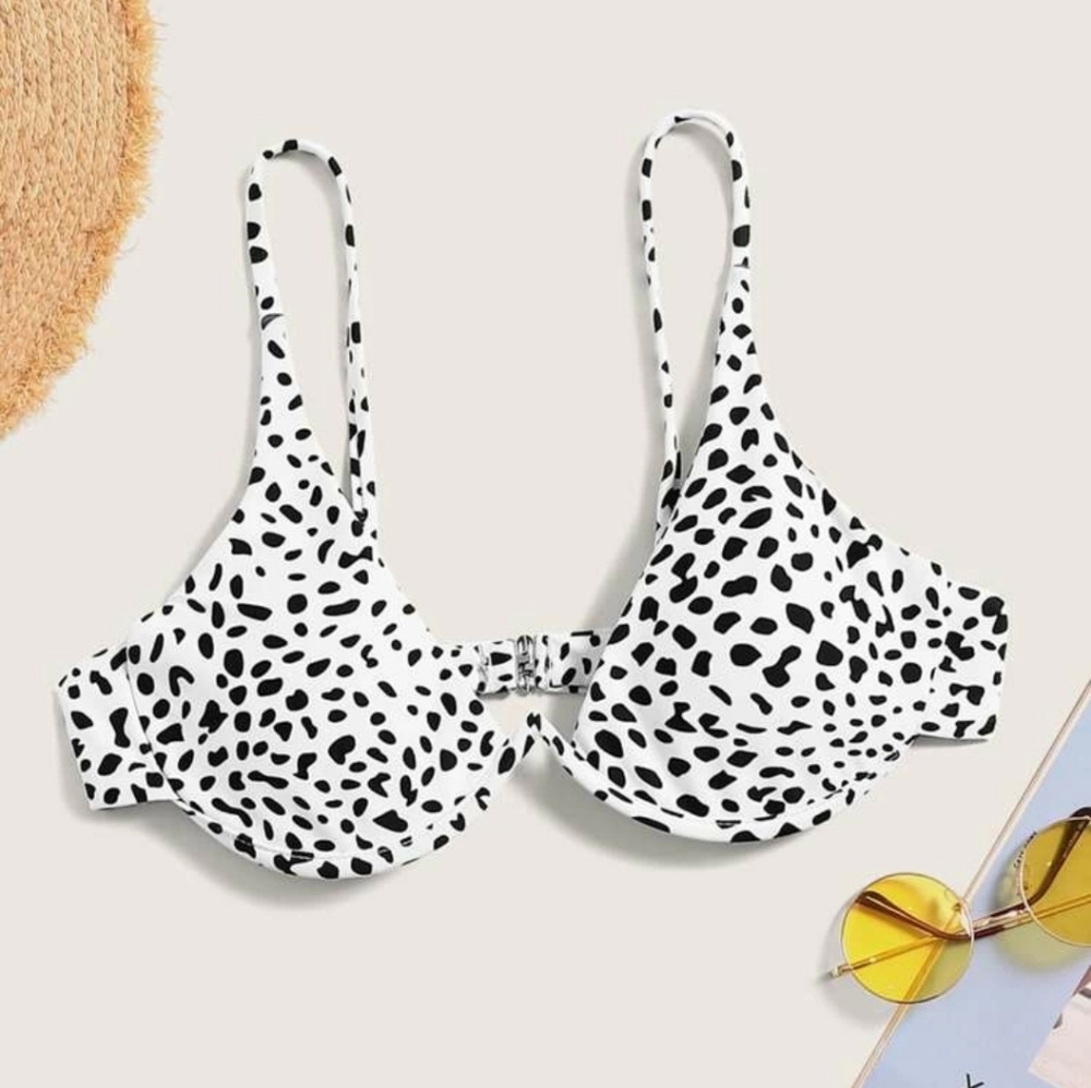 Black and white printed bikini top
